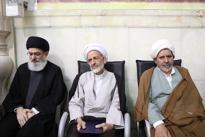 تصاویر/  مراسم بزرگداشت آیت‌الله  العظمی اسحاق فیاض  از سوی  رهبر انقلاب اسلامی در قم