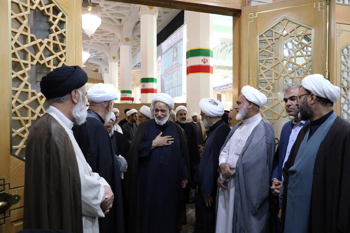 تصاویر/  مراسم بزرگداشت آیت‌الله  العظمی اسحاق فیاض  از سوی  رهبر انقلاب اسلامی در قم