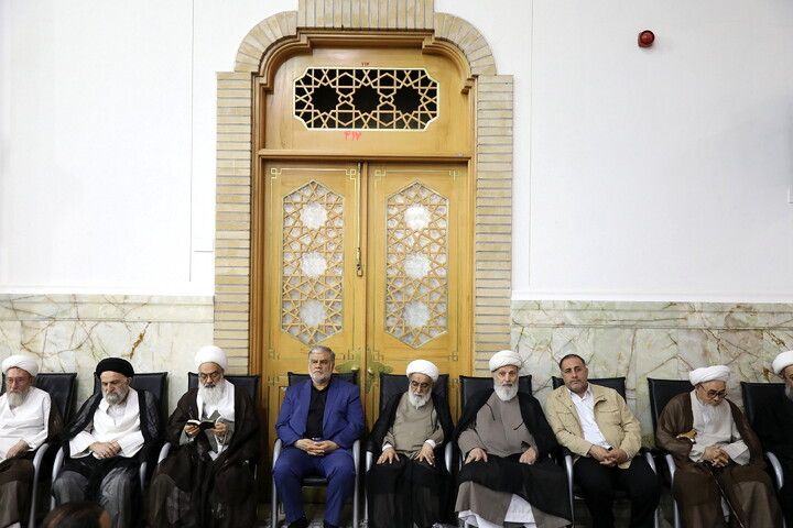 تصاویر/  مراسم بزرگداشت آیت‌الله  العظمی اسحاق فیاض  از سوی  رهبر انقلاب اسلامی در قم