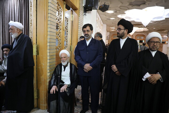 تصاویر/  مراسم بزرگداشت آیت‌الله  العظمی اسحاق فیاض  از سوی  رهبر انقلاب اسلامی در قم