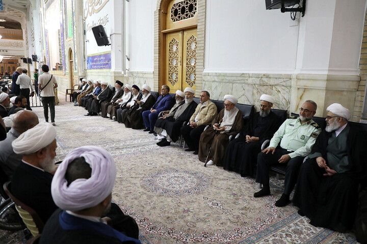 تصاویر/  مراسم بزرگداشت آیت‌الله  العظمی اسحاق فیاض  از سوی  رهبر انقلاب اسلامی در قم