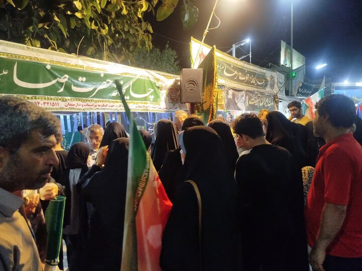 تصاویر/ فعالیت مواکب در میدان امام خمینی ره بوشهر در صد و چهارمین شب حضور