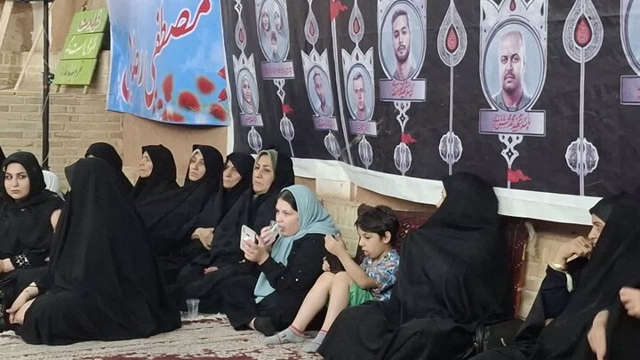 تصاویر/ یادواره شهدای محله همراه با اولین سالگردشهادت بهاری نژاد در کاشان