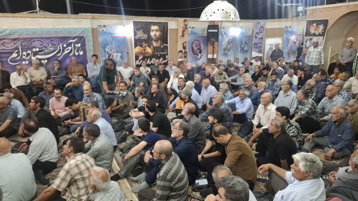 تصاویر/ یادواره شهدای محله همراه با اولین سالگردشهادت بهاری نژاد در کاشان