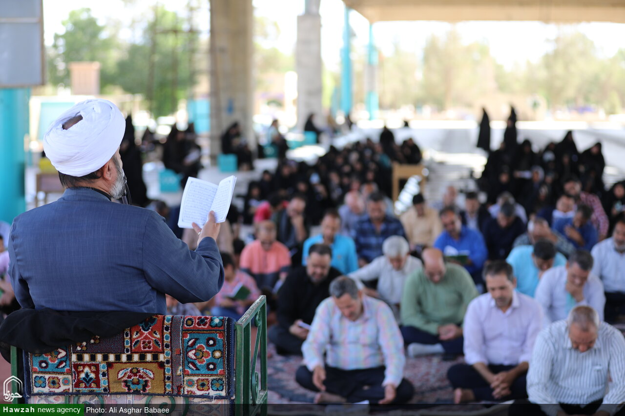 تصاویر/ برگزاری دعای ندبه در گلزار شهدای خلدبرین یزد