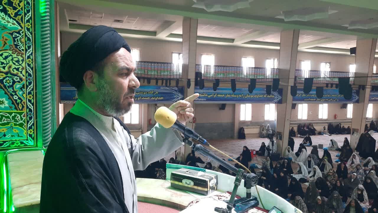 محرم، خون تازه‌ای در رگ‌های ملت ایران می‌دمد