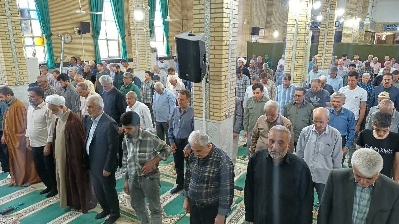 تصاویر/ اقامه نماز عبادی سیاسی جمعه در زرندیه