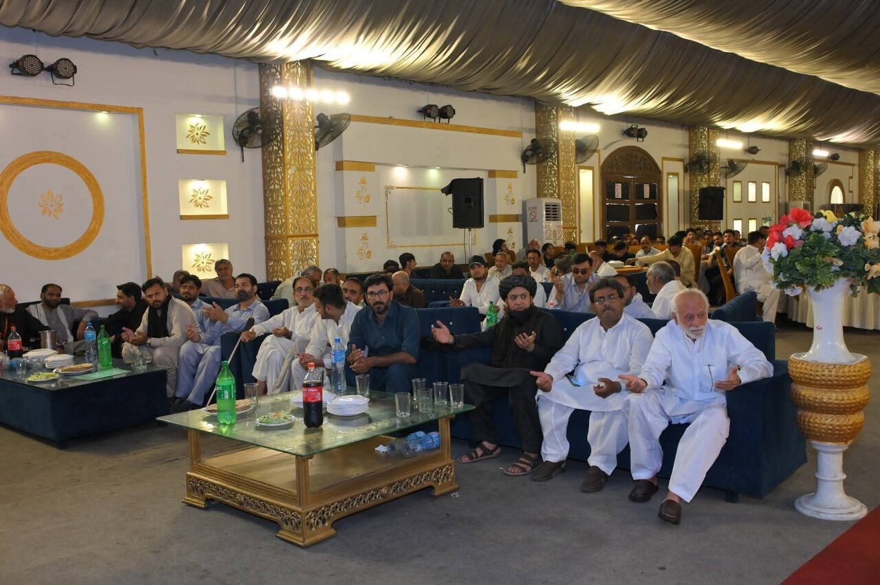 شیعہ علماء کونسل گجرات کے تحت "عظیم الشان عزاداری و پیام امن کانفرنس": علماء کا اتحاد و وحدت کے ساتھ رہبرِ انقلاب کے ساتھ تجدیدِ عہد پر زور