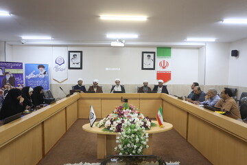 تصاویر/ نشست خبری جانشین مدیر حوزه علمیه استان اصفهان با اصحاب رسانه