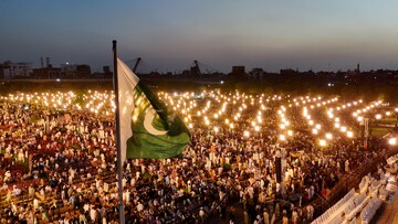 بزرگترین اجتماع سیاسی و مذهبی پاکستان به یاد شهید امت  در میدان تاریخی مینار لاهور برگزار شد