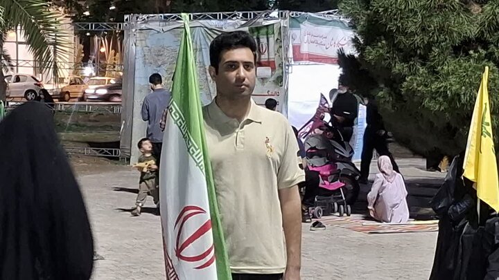 تصاویر/ یکصدوچهارمین شب اجتماع شبانگاهی مردم کاشان در میدان  امام خامنه ای (ره)