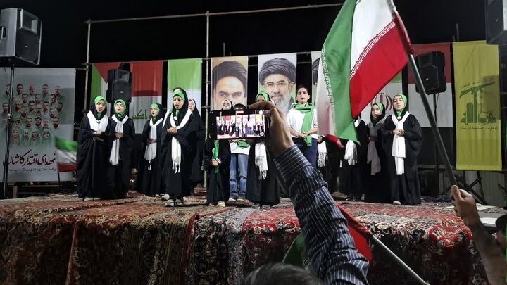 تصاویر/ یکصدوچهارمین شب اجتماع شبانگاهی مردم کاشان در میدان  امام خامنه ای (ره)