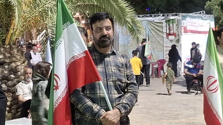 تصاویر/ یکصدوچهارمین شب اجتماع شبانگاهی مردم کاشان در میدان  امام خامنه ای (ره)