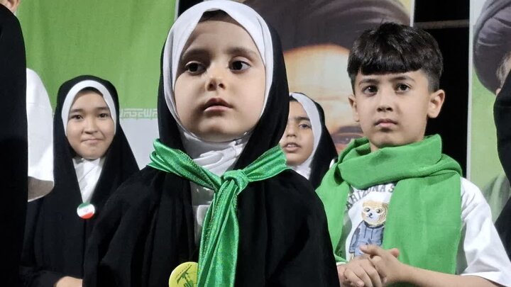 تصاویر/ یکصدوچهارمین شب اجتماع شبانگاهی مردم کاشان در میدان  امام خامنه ای (ره)