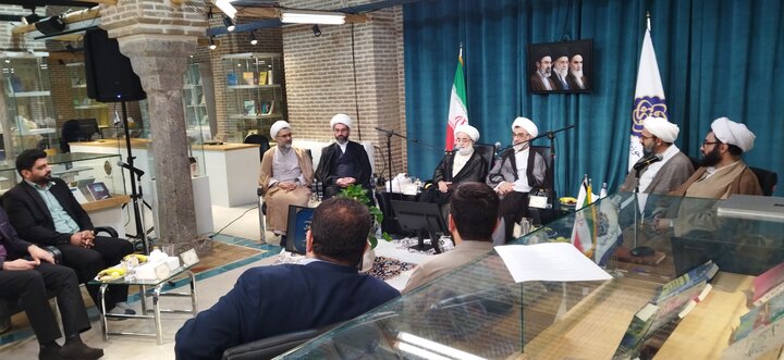 تصاویر/ مراسم تحویل پیش نویس سند ملی حلال به شورای عالی انقلاب فرهنگی
