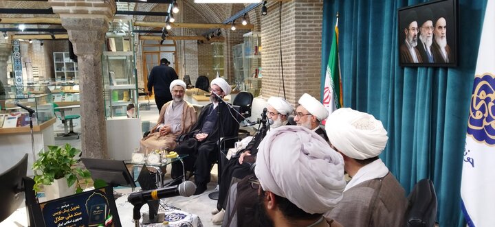 تصاویر/ مراسم تحویل پیش نویس سند ملی حلال به شورای عالی انقلاب فرهنگی