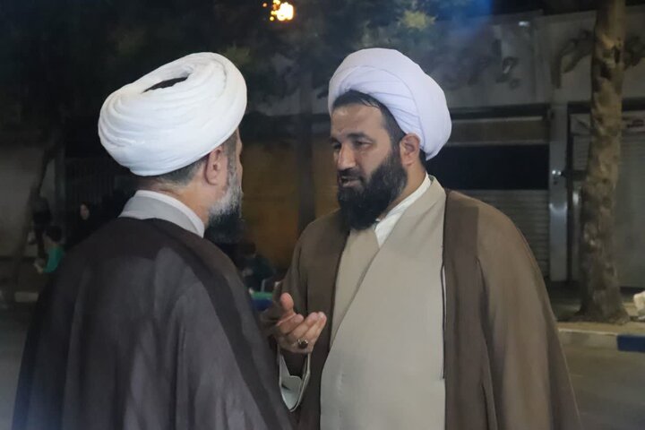 تصاویر/ استمرار فعالیت موکب مدرسه علمیه امام خامنه‌ای ارومیه در تجمعات شبانه