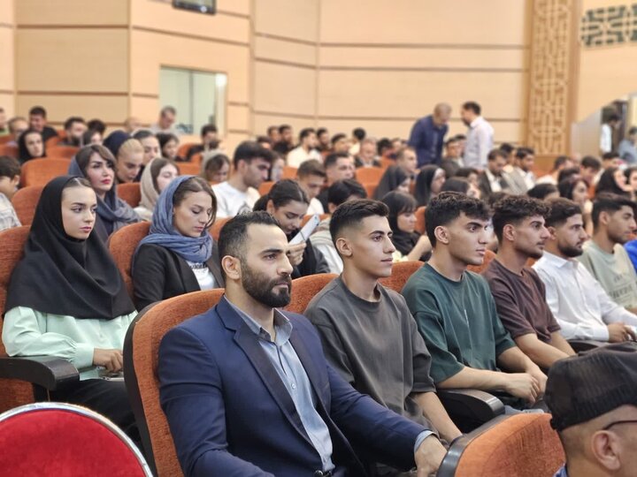تصاویر/آیین تجلیل از مدال‌آوران، داوران و مربیان کردستانی در عرصه‌های بین‌المللی و آسیایی و گرامیداشت شهدای جنگ رمضان