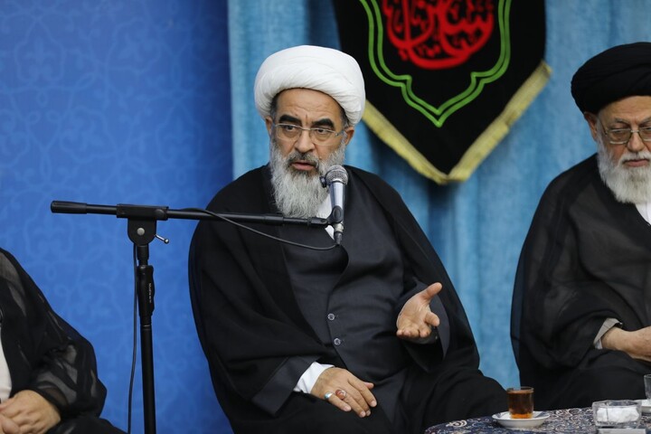 تصاویر/ برگزاری جلسه مسئولین نهادهای فرهنگی با حضور آیت‌الله محمد جواد فاضل لنکرانی
