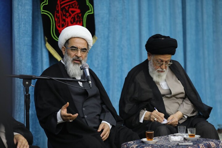 تصاویر/ برگزاری جلسه مسئولین نهادهای فرهنگی با حضور آیت‌الله محمد جواد فاضل لنکرانی