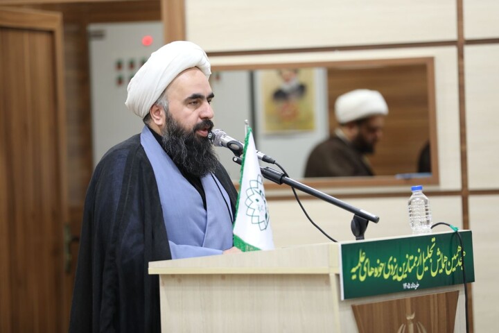تصاویر/ هجدهمین همایش تجلیل از ممتازین یزدی حوزه‌های علمیه برگزار شد