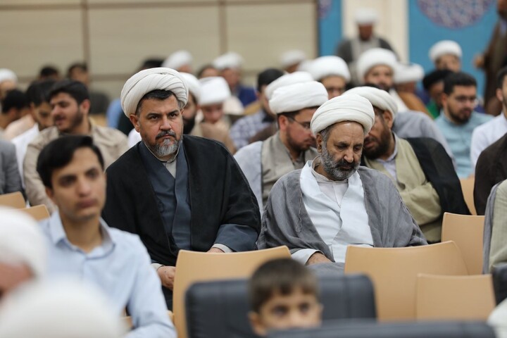 تصاویر/ هجدهمین همایش تجلیل از ممتازین یزدی حوزه‌های علمیه برگزار شد