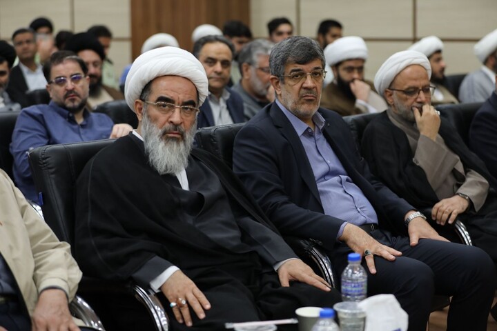 تصاویر/ هجدهمین همایش تجلیل از ممتازین یزدی حوزه‌های علمیه برگزار شد