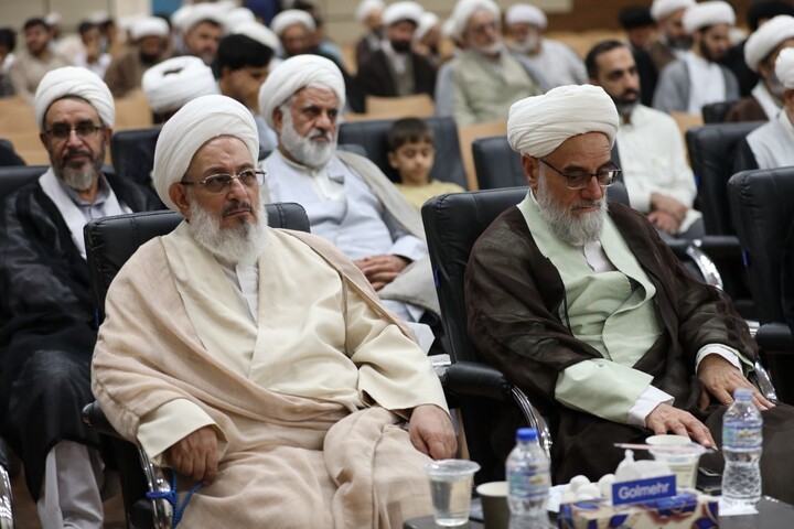تصاویر/ هجدهمین همایش تجلیل از ممتازین یزدی حوزه‌های علمیه برگزار شد
