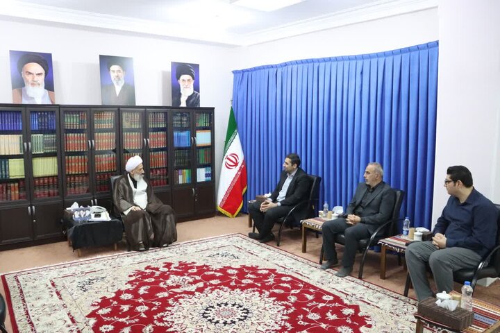تصاویر/  دیدار مدیرکل راهداری و حمل و نقل جاده‌ای استان با نماینده ولی فقیه در مازندران