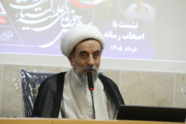 تصاویر/ نشست خبری جانشین مدیر حوزه علمیه استان اصفهان با اصحاب رسانه