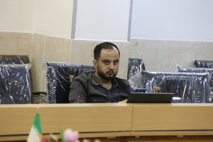 تصاویر/ نشست خبری جانشین مدیر حوزه علمیه استان اصفهان با اصحاب رسانه