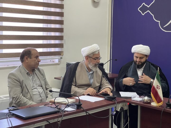 تصاویر/ برگزاری جلسه هیئات مذهبی و هیأت امنای مساجد در دفتر فرمانداری نوشهر