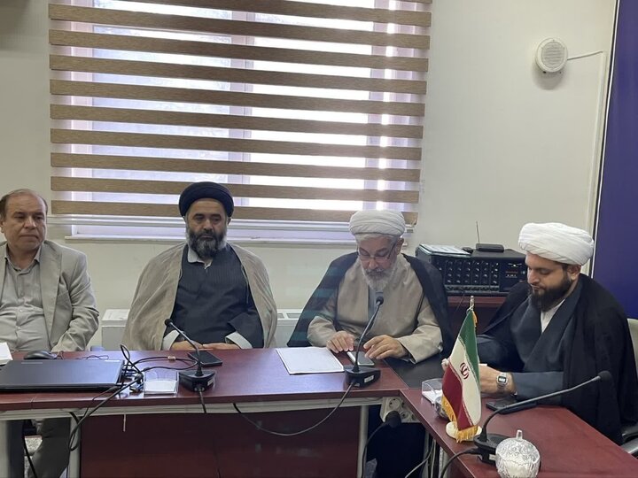 تصاویر/ برگزاری جلسه هیئات مذهبی و هیأت امنای مساجد در دفتر فرمانداری نوشهر