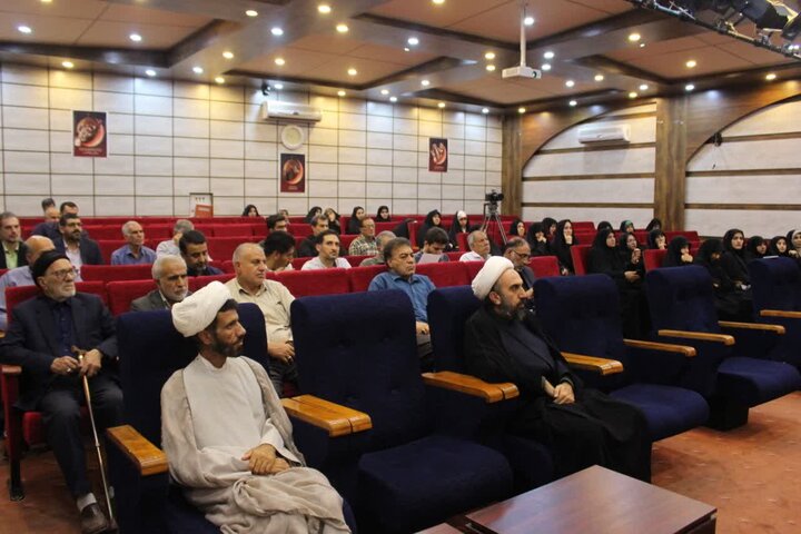 تصاویر/برگزاری همایش هیئات مذهبی شهرستان ایلام
