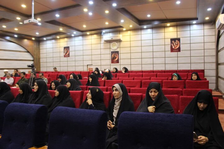 تصاویر/برگزاری همایش هیئات مذهبی شهرستان ایلام