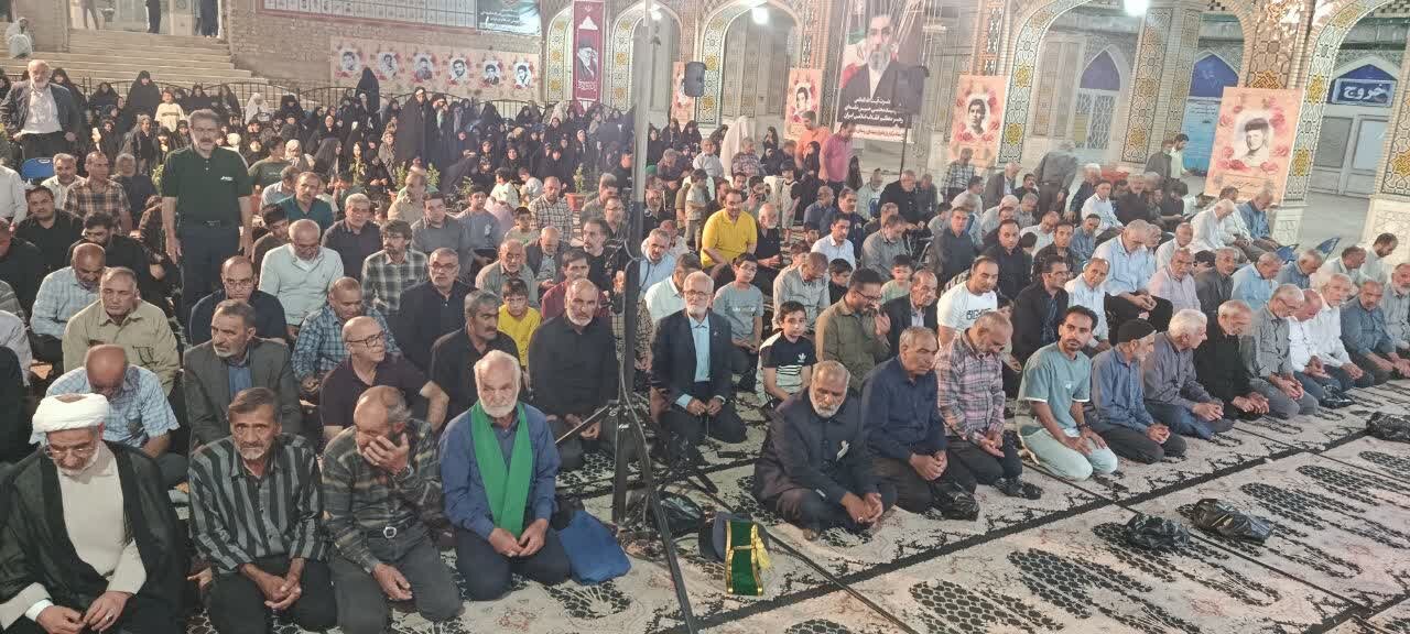 کتاب مشهد بارکرسف رونمایی شد+ عکس