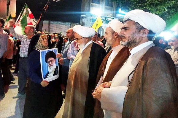 برگزاری اجتماع بزرگ مردمی «نحن منتقمون» در کرمانشاه+عکس