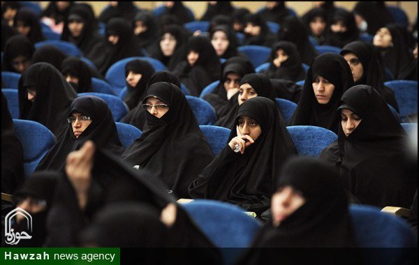 برگزاری کارگاه‌ دانش‌افزایی اساتید مدارس علمیه خواهران خراسان رضوی