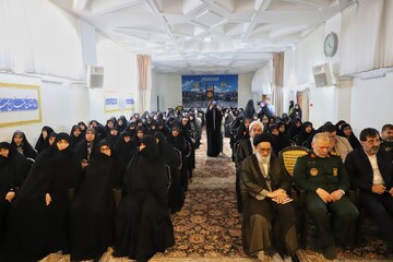 حضور بانوان در مواکب تجلی اسلام اجتماعی است