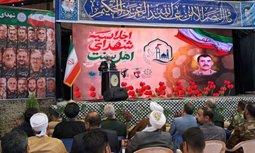 امام جمعه اسدیه: خون شهدا نقشه‌های دشمن برای تفرقه اقوام را ناکام گذاشت