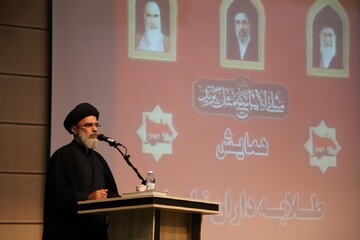 منبرهای سنتی را به پایگاه‌های تولید محتوای چندزبانه و بین‌المللی تبدیل کنید