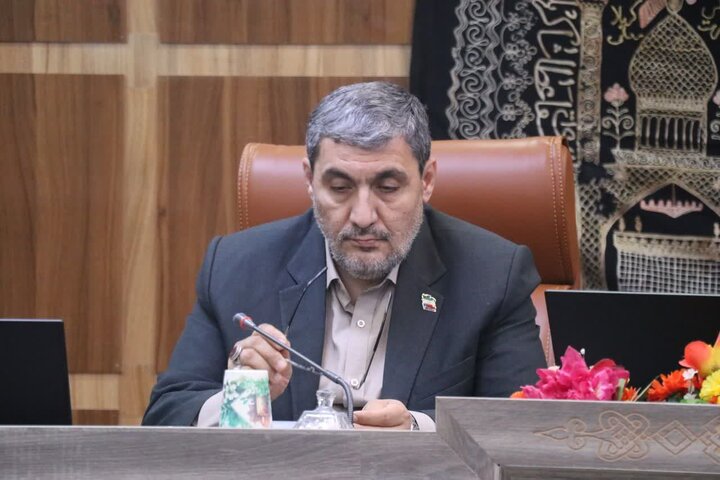 تصاویر/ آیین رونمایی از دیوان «دُر بی‌نظیر» در خوی