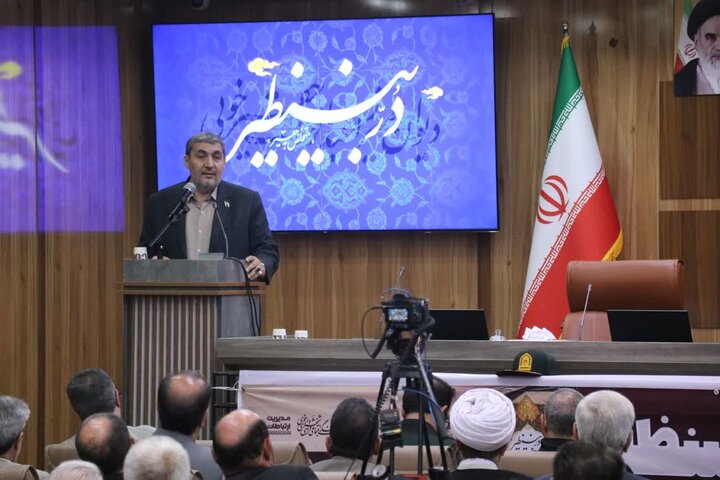 تصاویر/ آیین رونمایی از دیوان «دُر بی‌نظیر» در خوی