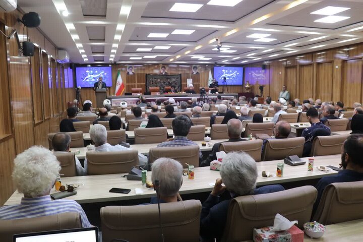 تصاویر/ آیین رونمایی از دیوان «دُر بی‌نظیر» در خوی
