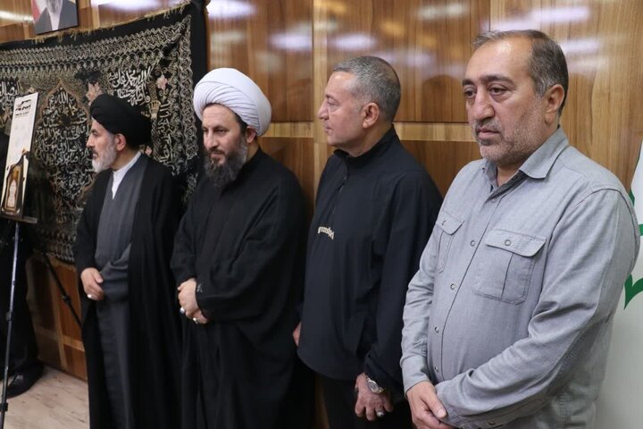 تصاویر/ آیین رونمایی از دیوان «دُر بی‌نظیر» در خوی