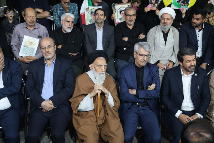 تصاویر / نخستین پاسداشت سپهبد شهید علی شادمانی و شهدای دفاع مقدس ۱۲ روزه همدان