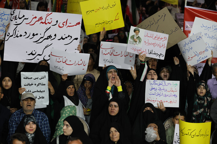 تصاویر / نخستین پاسداشت سپهبد شهید علی شادمانی و شهدای دفاع مقدس ۱۲ روزه همدان