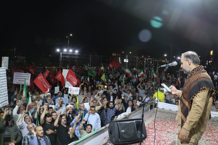 تصاویر/ موج صدوپنجم حماسه حضور و خون‌خواهی رهبر شهید در اسلامشهر