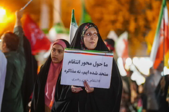 تصاویر/ چله‌ی سوم لبیک به فرمان امام در میدان توحید قم