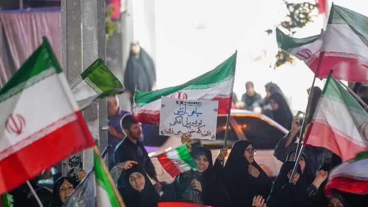 تصاویر/ چله‌ی سوم لبیک به فرمان امام در میدان توحید قم